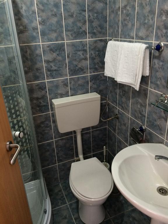 Pensiunea Simina Karánsebes Kültér fotó